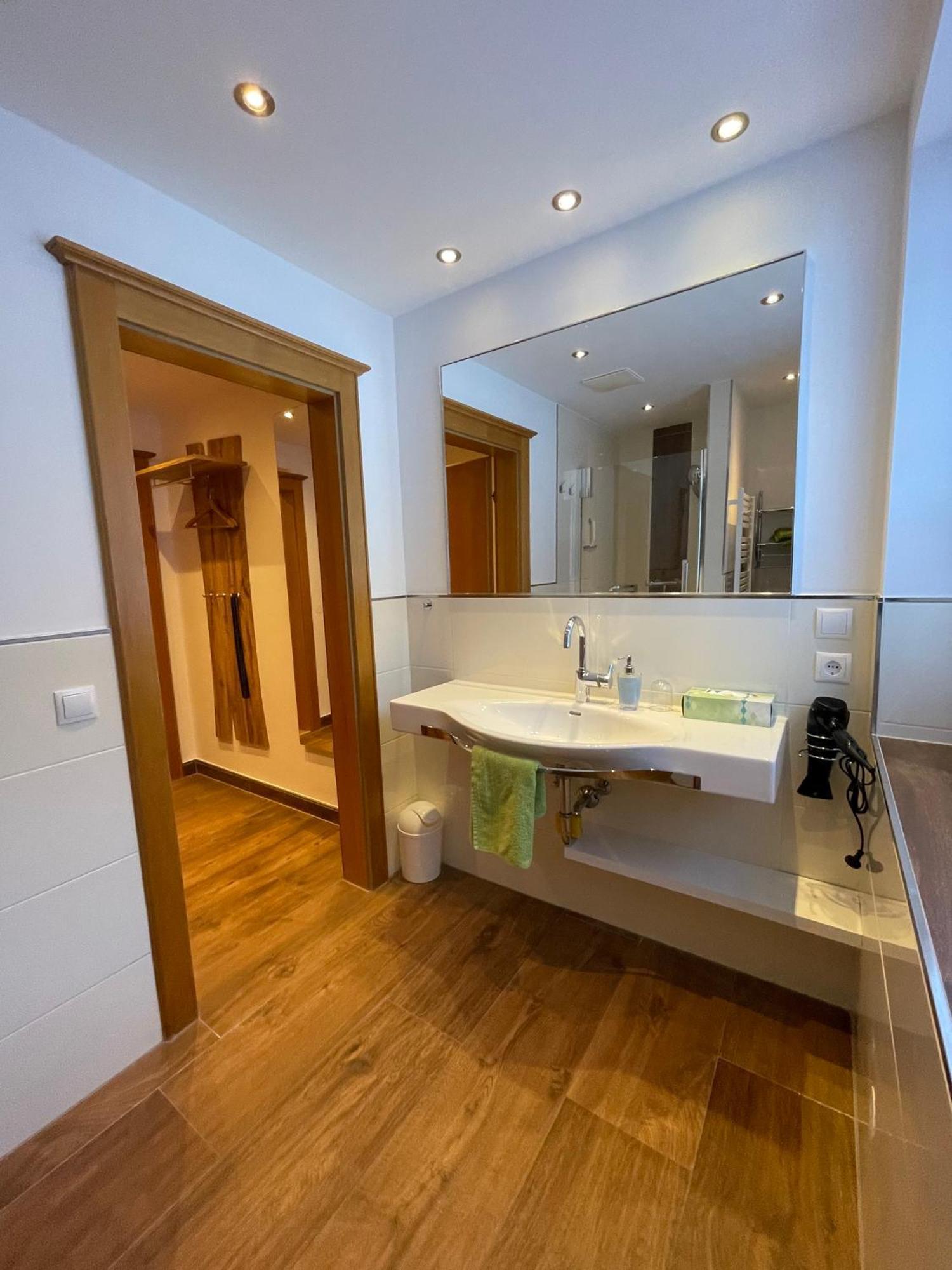 Appartement Krahlehen ฟิลซ์โมส ภายนอก รูปภาพ
